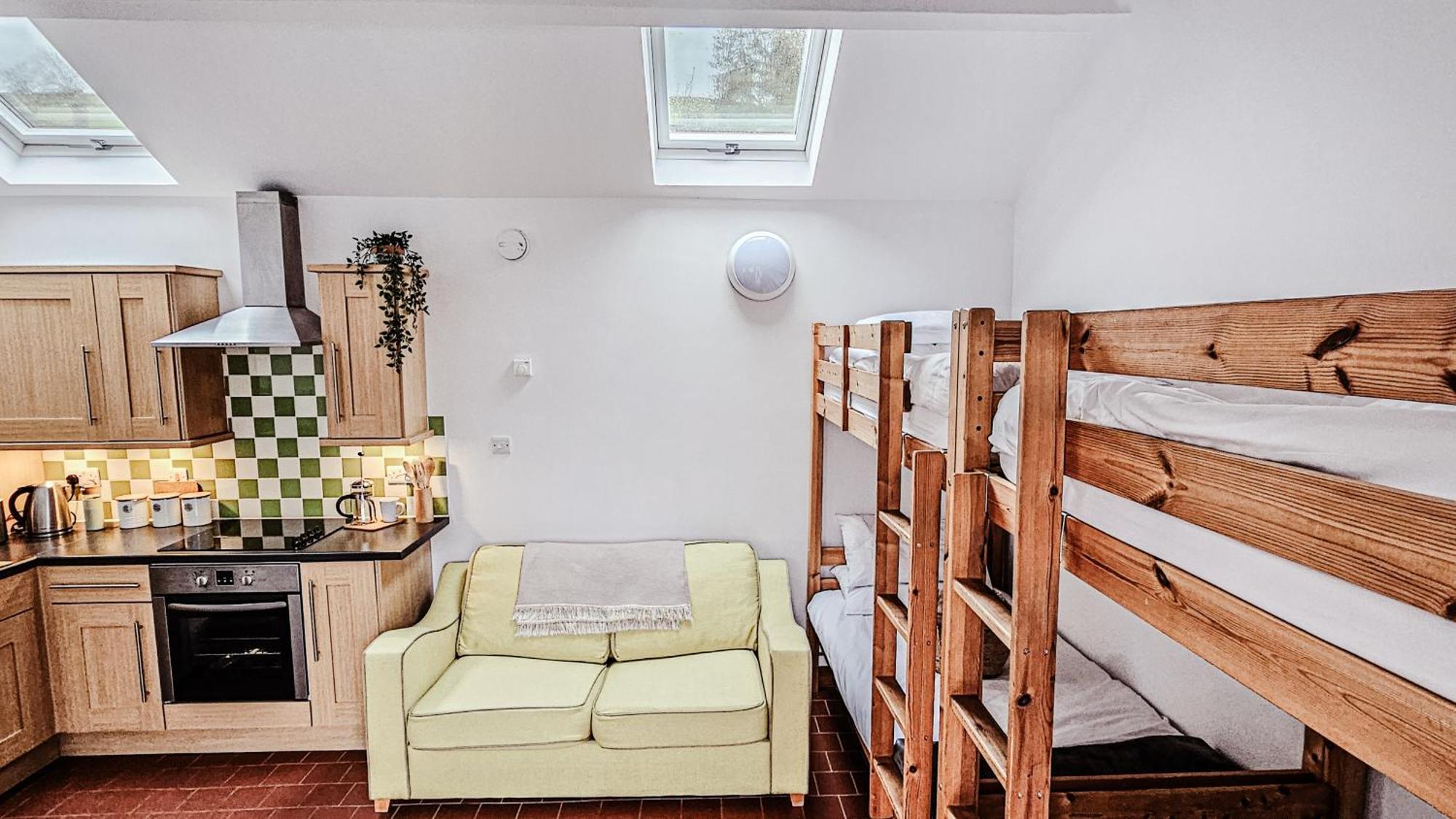 Wild Valley Bunkhouse Llanrhaeadr-ym-Mochnant Eksteriør billede